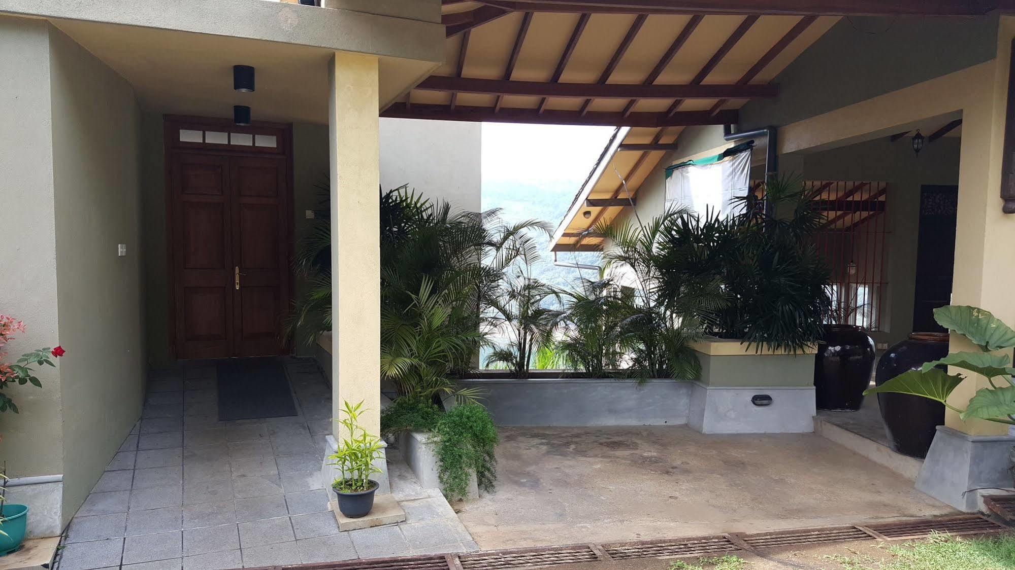 Albatross Boutique Villa Kandy Extérieur photo