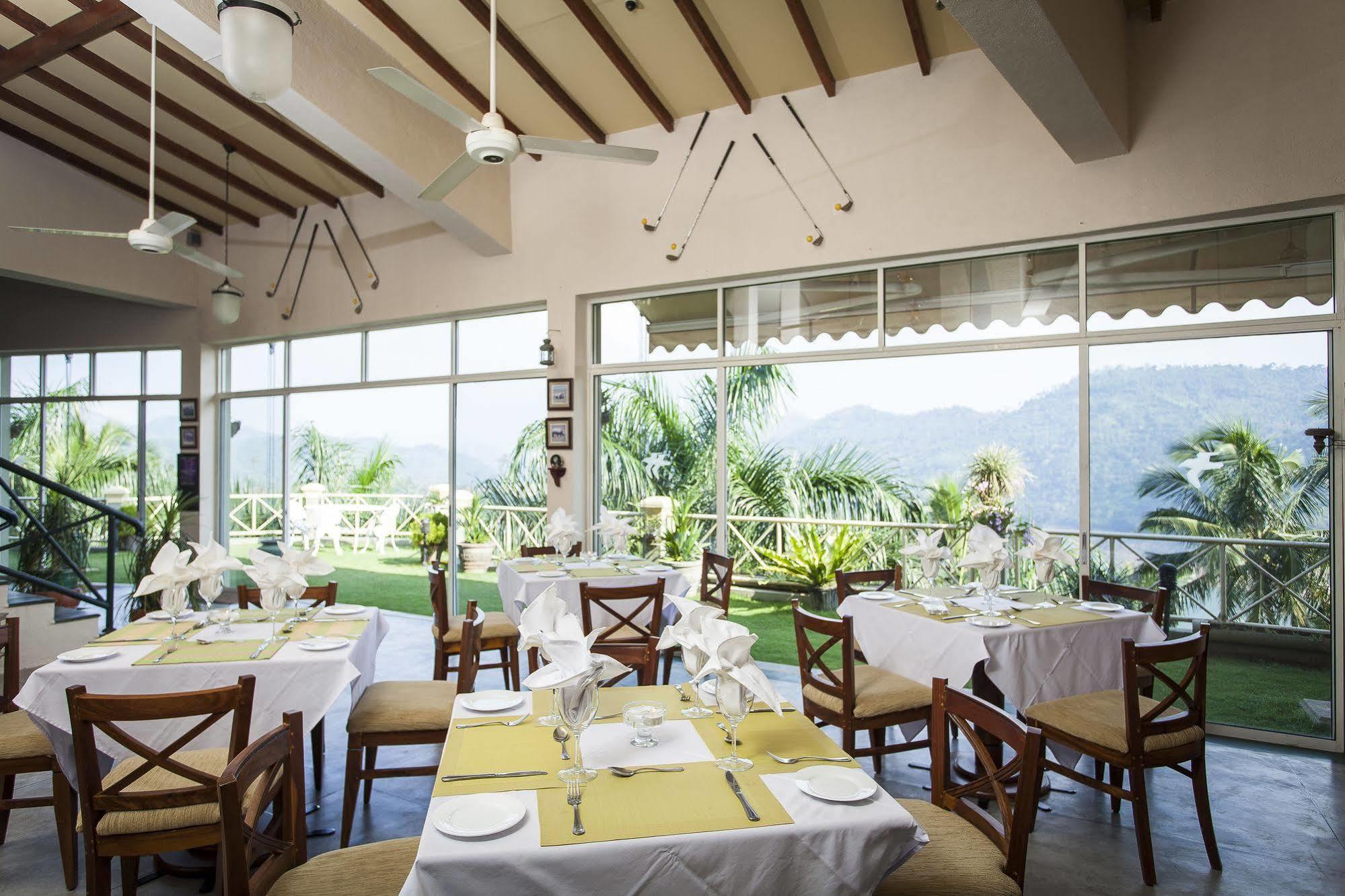 Albatross Boutique Villa Kandy Extérieur photo